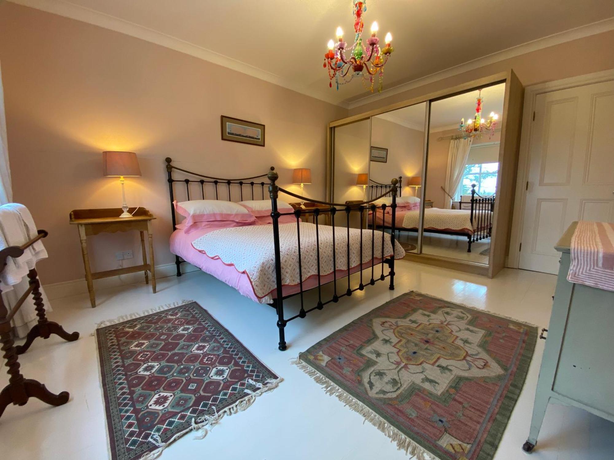 Croagh Patrick Lodge Apartment Westport Eksteriør billede